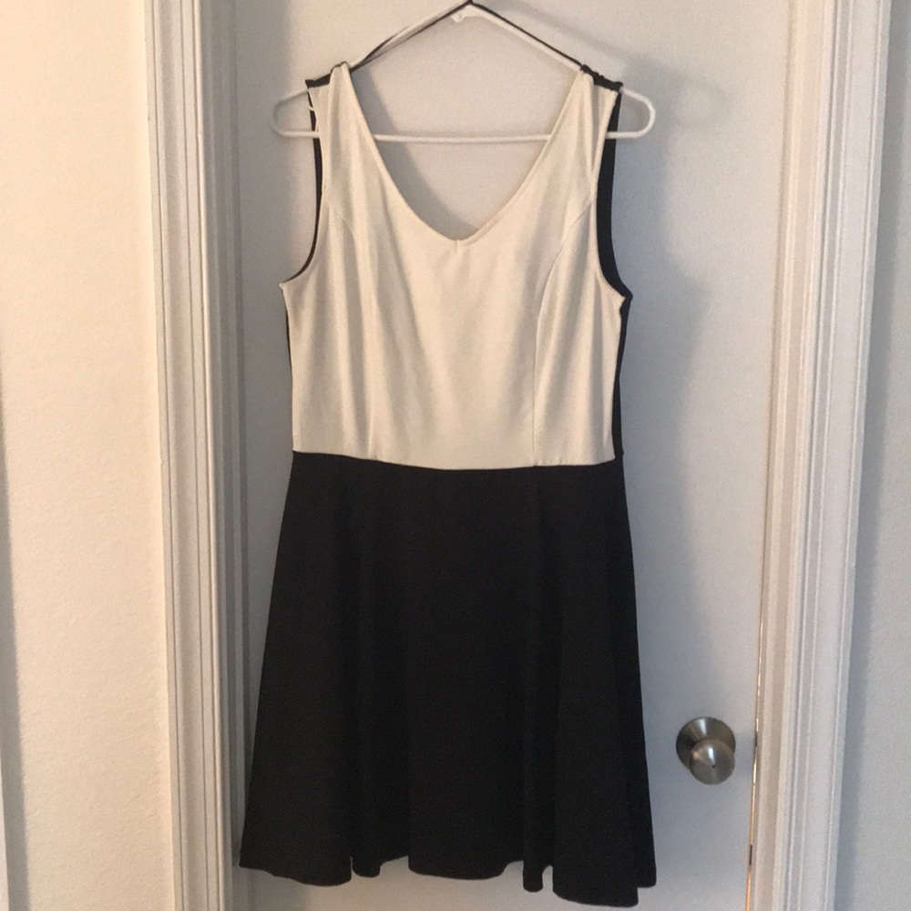 Black and white scooped collar dress